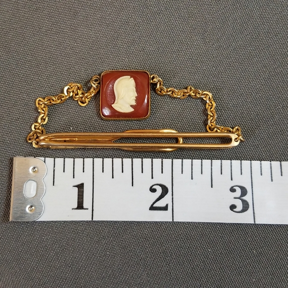 VTG Swank gold tone tie bar roman soldier centurian profile - Picture 2 of 6